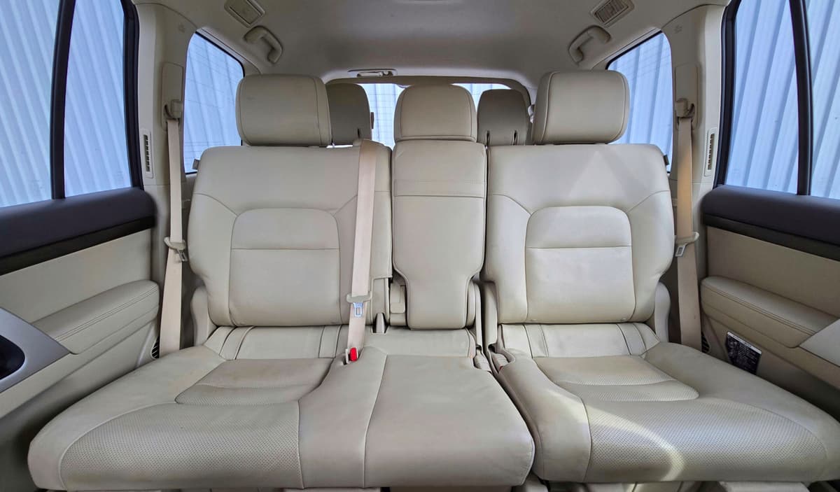 2019 Toyota Land Cruiser 200 Ax G Selection V8 image-13