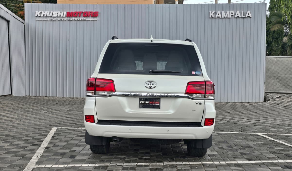 2019 Toyota Land Cruiser 200 Ax G Selection V8 image-16
