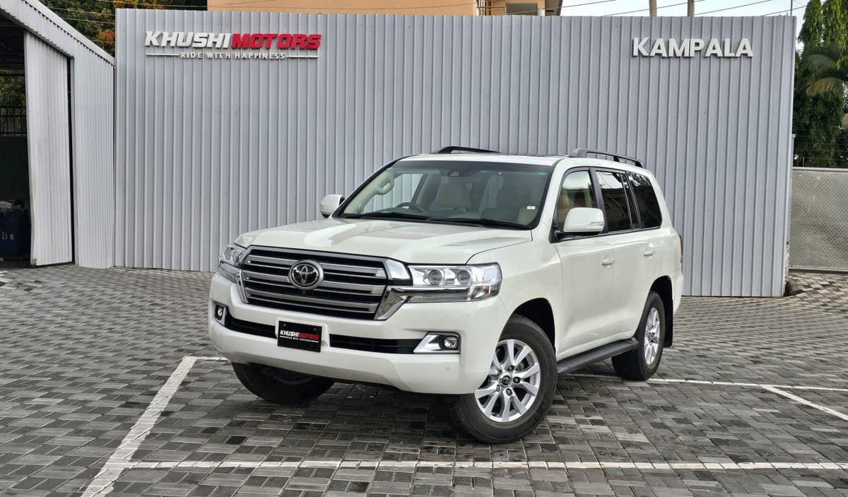 2019 Toyota Land Cruiser 200 Ax G Selection V8 image-18