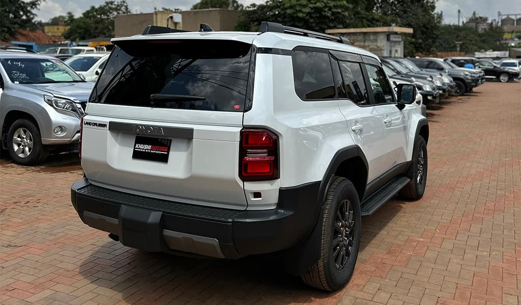 2024 Toyota Land Cruiser 250 image-9