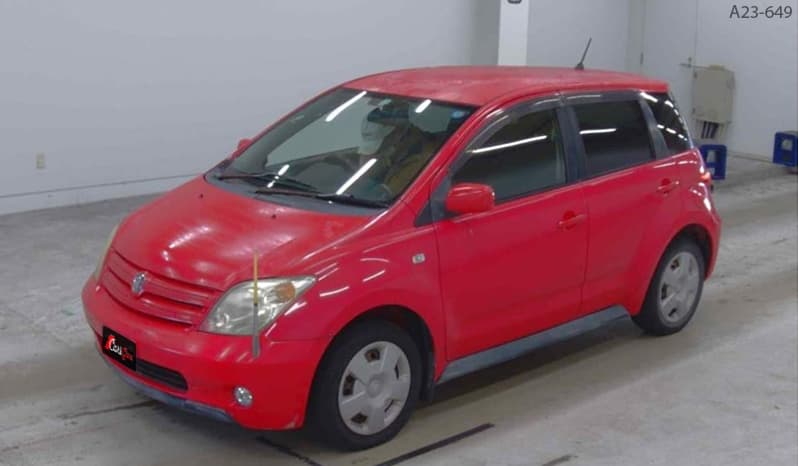 2002 Toyota IST image-4