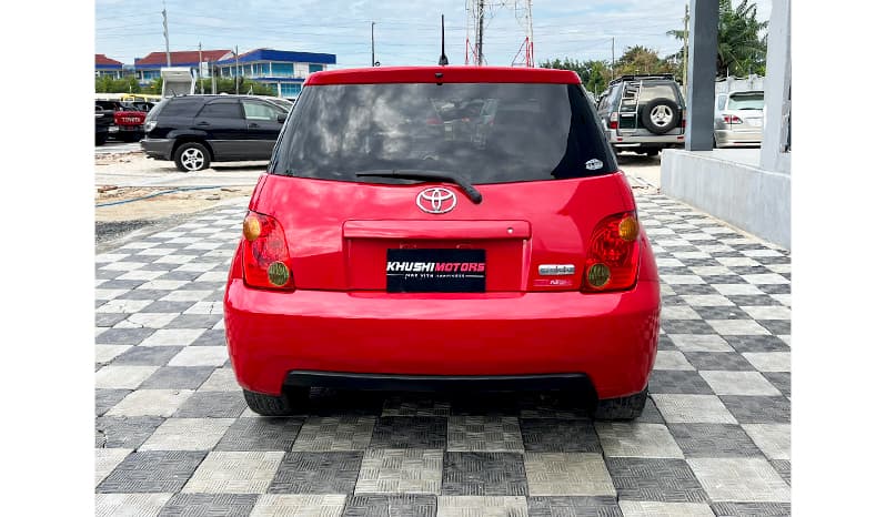 2002 Toyota IST image-11