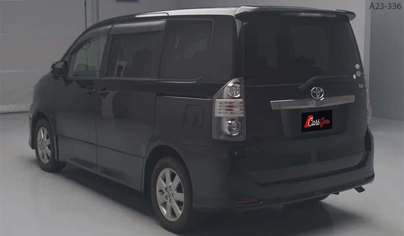 2007 Toyota Noah image-4