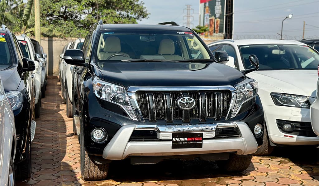 2015 Toyota Land Cruiser Prado image-2