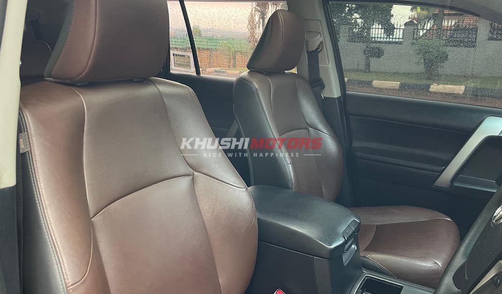 2016 Toyota Land Cruiser Prado image-9