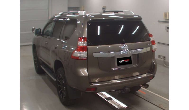 2016 Toyota Land Cruiser Prado image-3