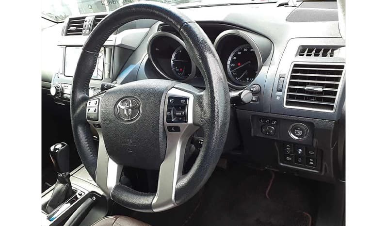 2016 Toyota Land Cruiser Prado image-7