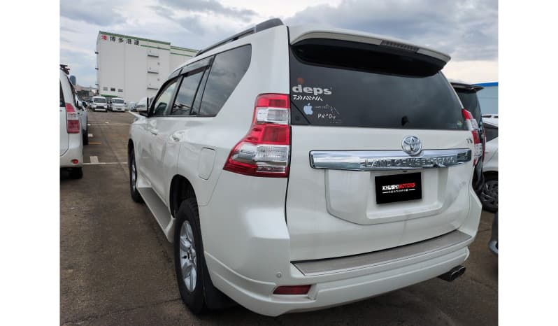 2016 Toyota Land Cruiser Prado image-2