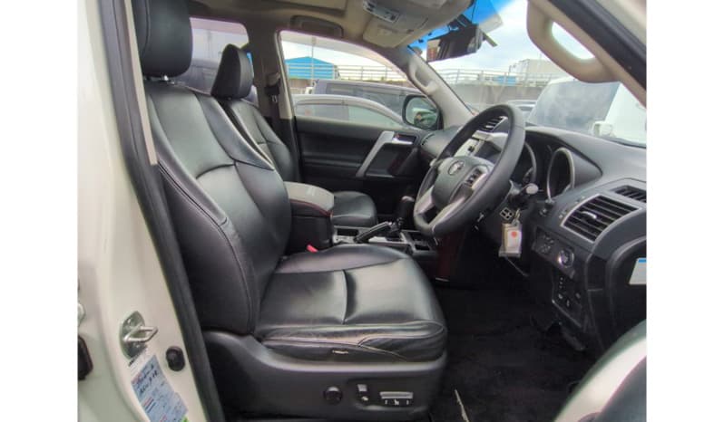 2016 Toyota Land Cruiser Prado image-6