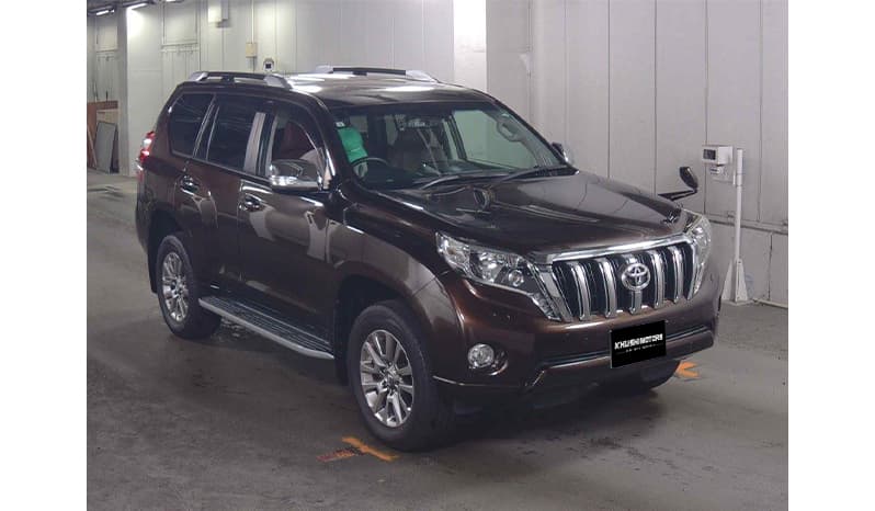 2017 Toyota Land Cruiser Prado image-2