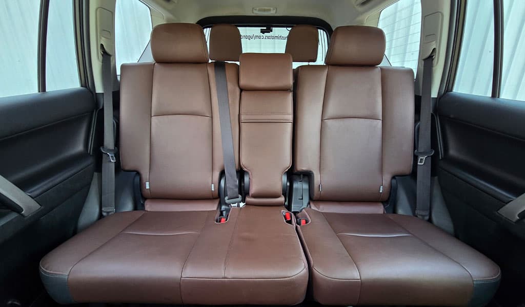 2017 Toyota Land Cruiser Prado image-9