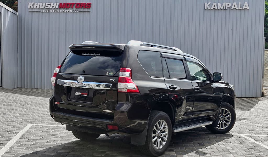 2017 Toyota Land Cruiser Prado image-11