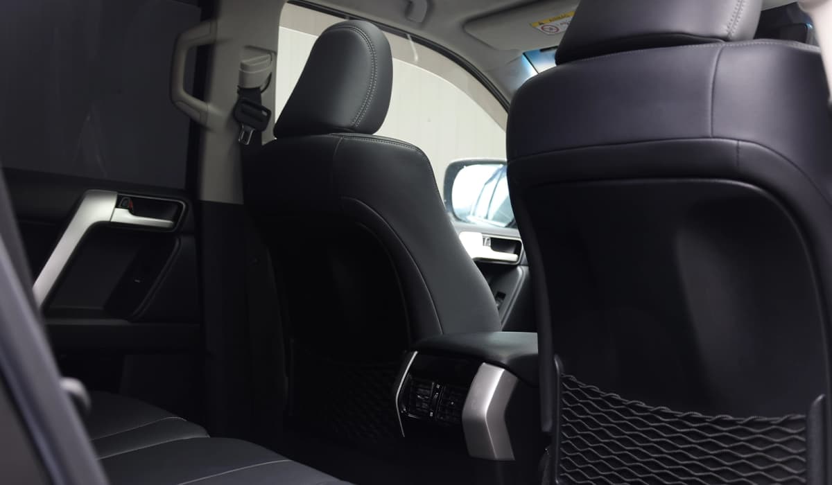 2017 Toyota Land Cruiser Prado TX-L package image-8