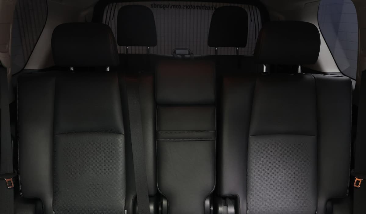 2017 Toyota Land Cruiser Prado TX-L package image-16