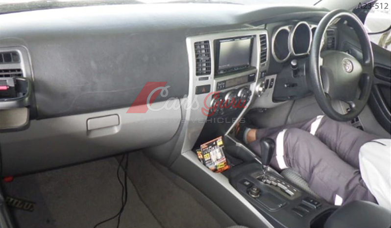 2003 Toyota Hilux Surf image-6