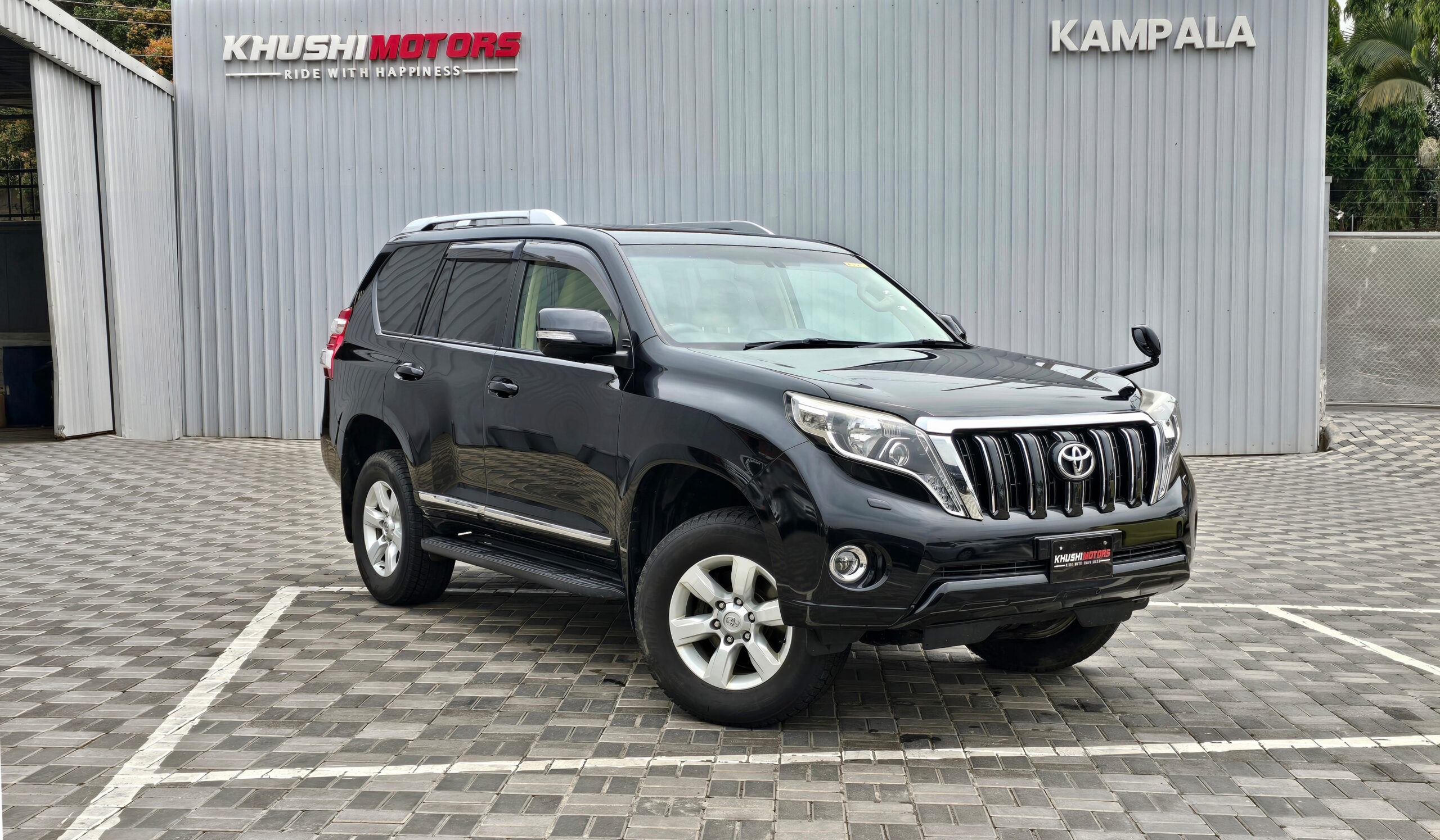 2016 Toyota Land Cruiser Prado TX-L package image-1