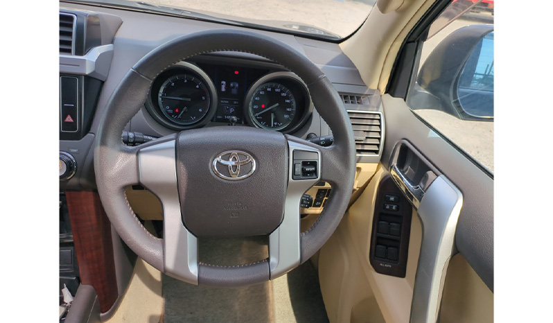 2016 Toyota Land Cruiser Prado TX-L package image-8