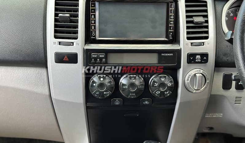 2009 Toyota Hilux Surf image-17