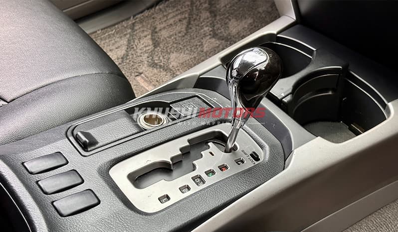 2009 Toyota Hilux Surf image-9
