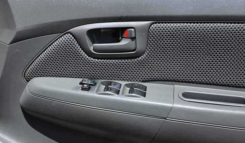 2010 Toyota Hilux image-10