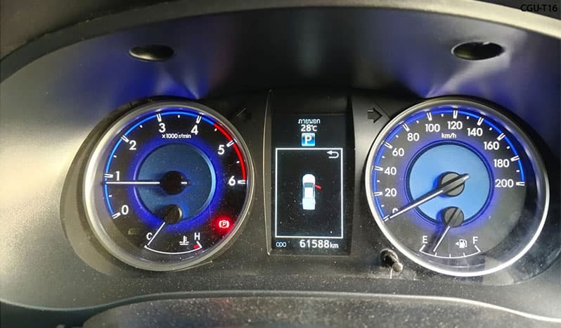 2015 Toyota Hilux image-6