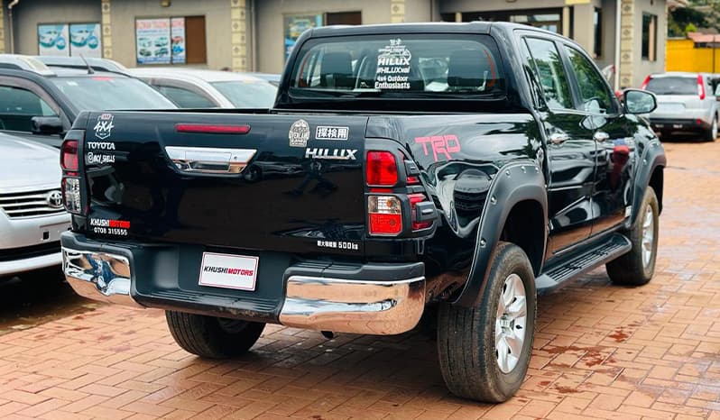 2018 Toyota Hilux image-14