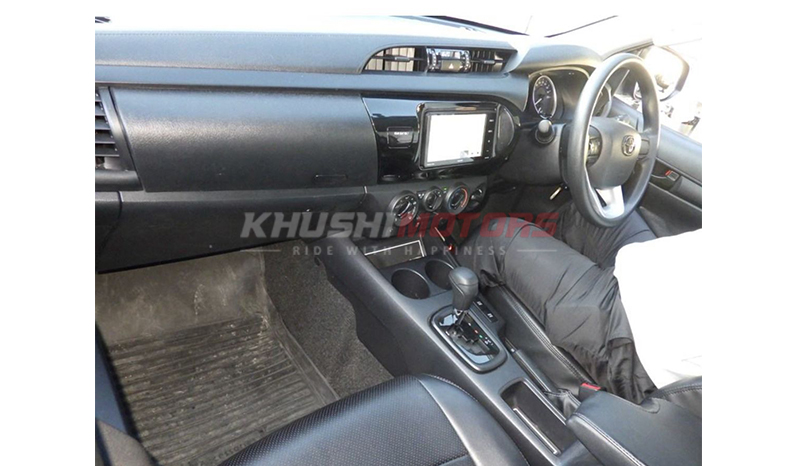 2018 Toyota Hilux image-4