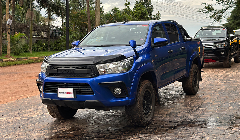 2018 Toyota Hilux image-11