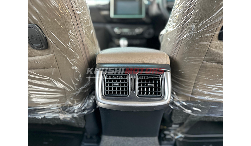 2015 Toyota Hilux image-19
