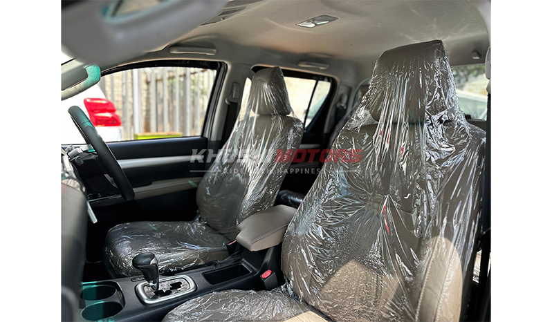 2015 Toyota Hilux image-21