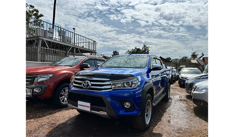 2015 Toyota Hilux image-7
