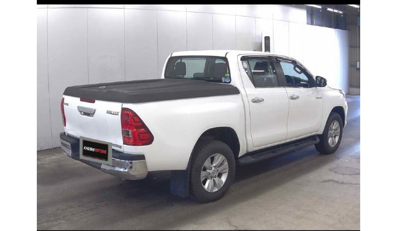 2018 Toyota Hilux image-3