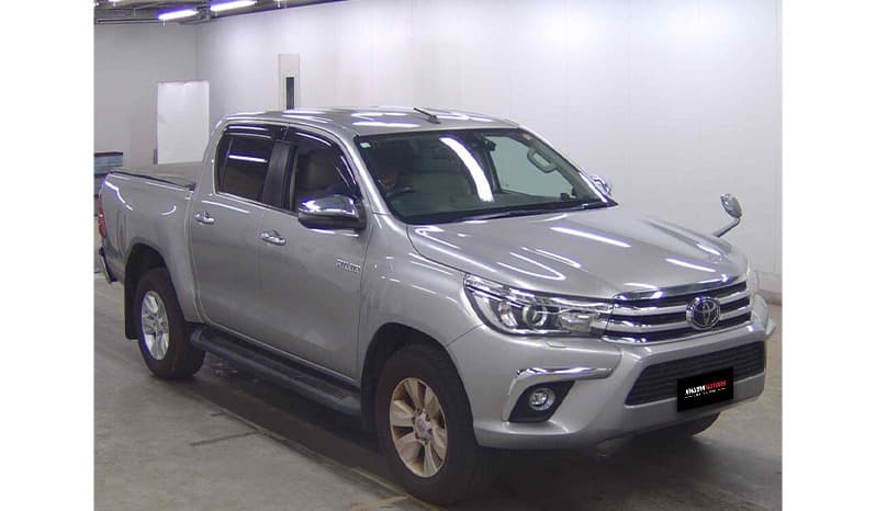 2019 Toyota Hilux image-2