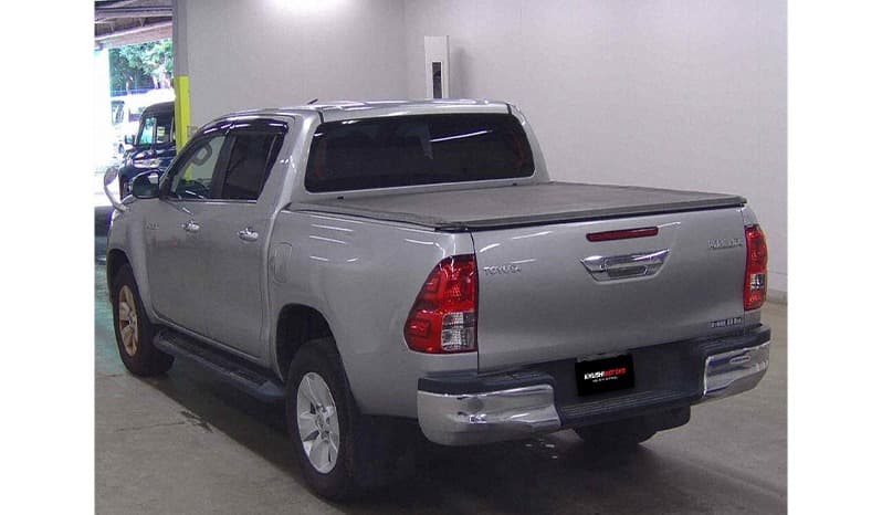 2019 Toyota Hilux image-3