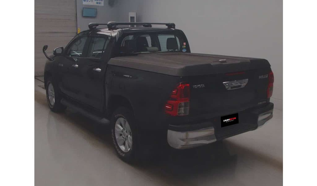 2018 Toyota Hilux image-4