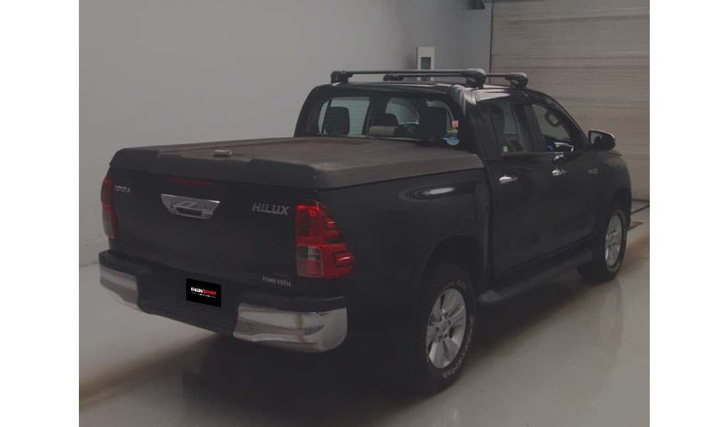 2018 Toyota Hilux image-5