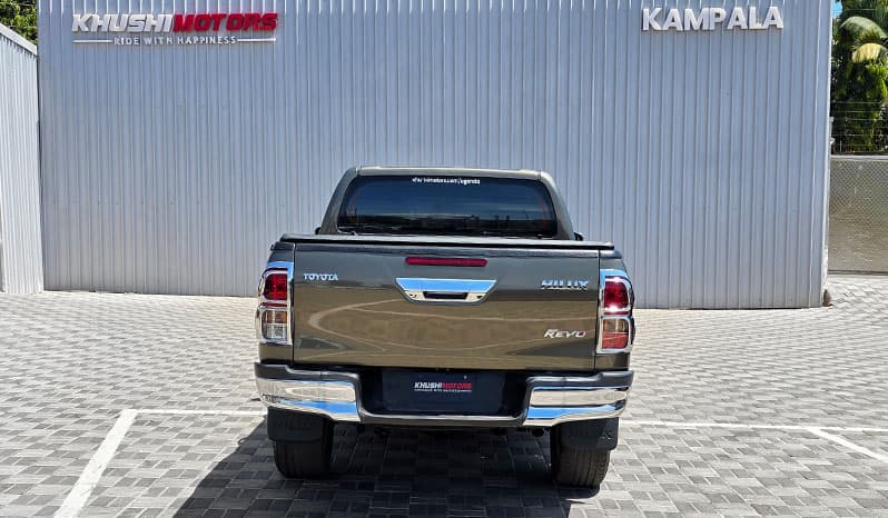 2015 Toyota Hilux image-8