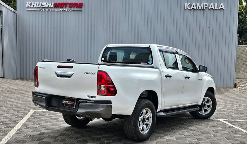 2017 Toyota Hilux X image-10