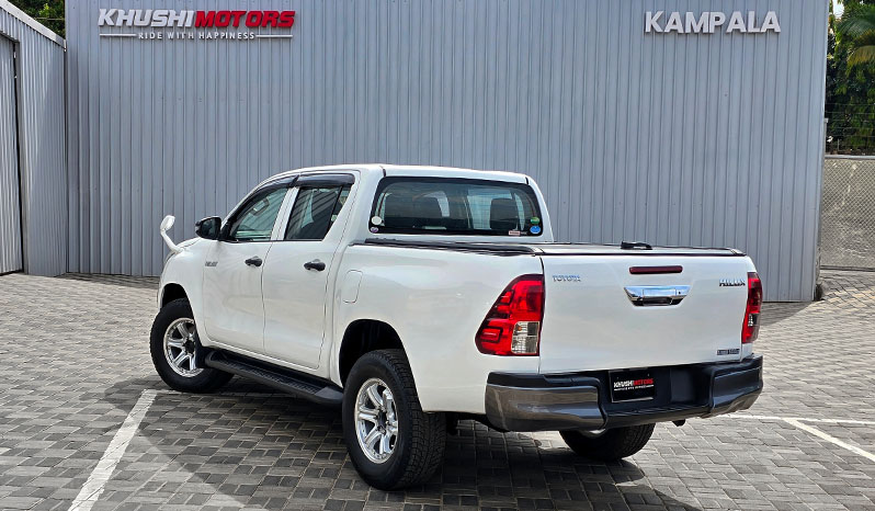 2017 Toyota Hilux X image-12