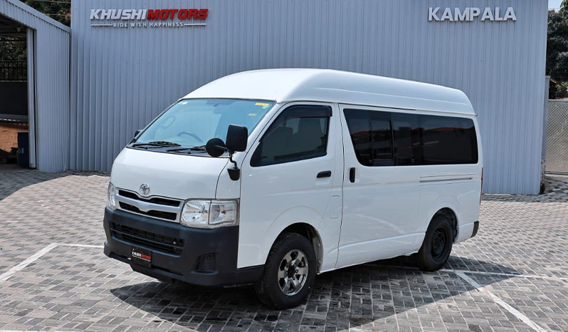 2012 Toyota Hiace image-6