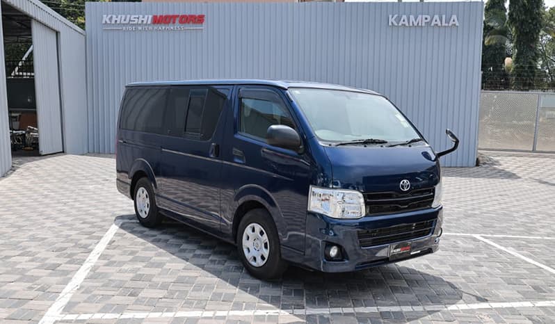 2012 Toyota Hiace image-1