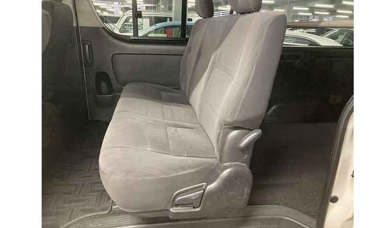 2018 Toyota Hiace image-6