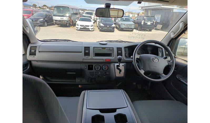 2013 Toyota Hiace DX image-5