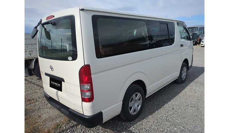 2013 Toyota Hiace DX image-6