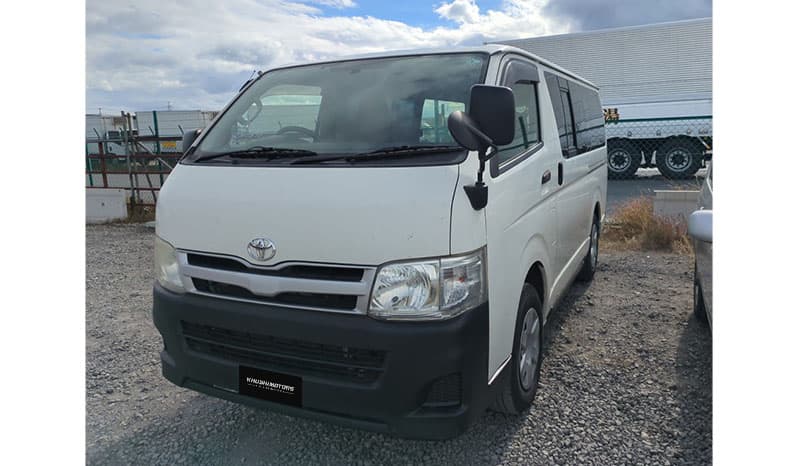2013 Toyota Hiace DX image-8