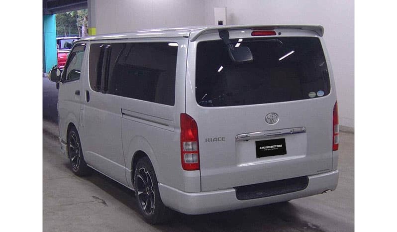 2013 Toyota Hiace DX GL package image-4