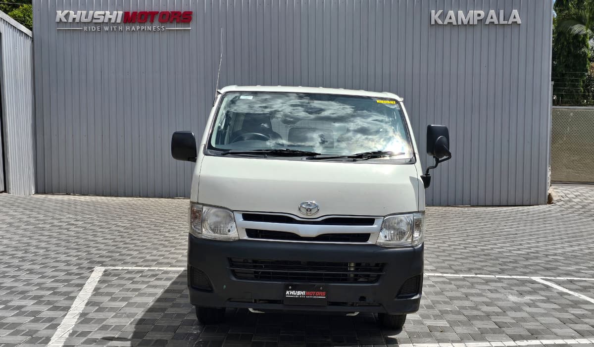 2012 Toyota Hiace Long DX image-18