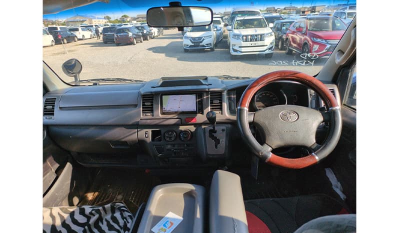 2010 Toyota Hiace Super GL image-7