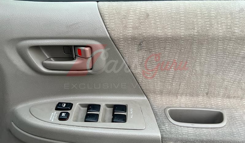 2002 Toyota Noah image-6