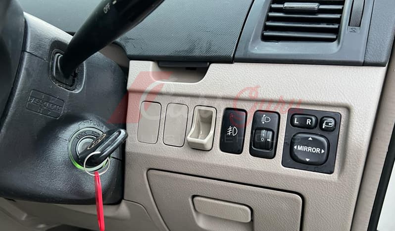 2002 Toyota Noah image-9